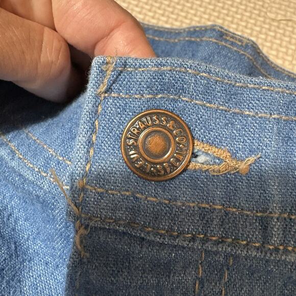 Vintage Levis Men’s Action Jeans 42x30 Made In USA 50/50 Cotton Poly Light Wash - Picture 8 of 15